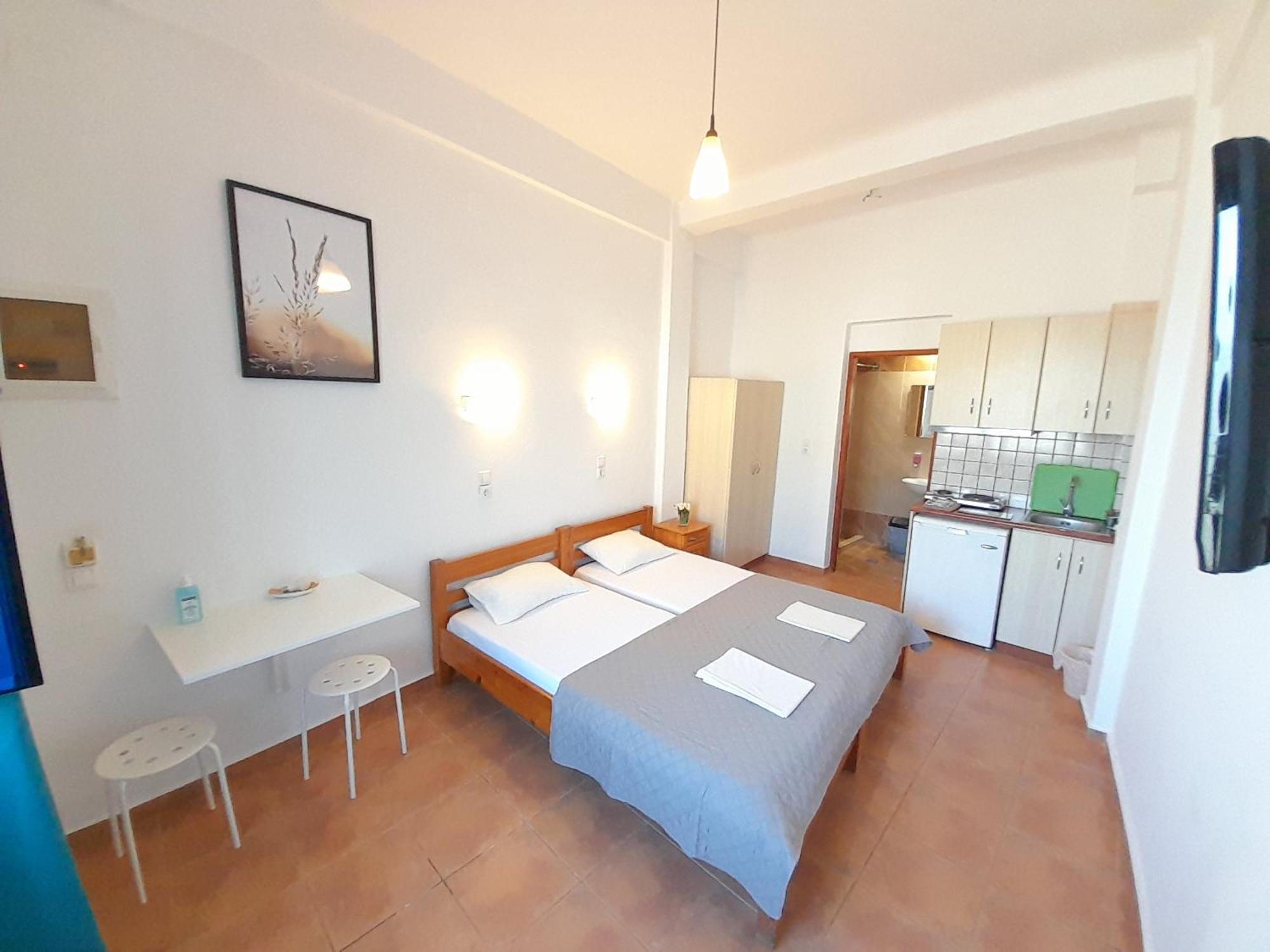 Aparthotel Lydia Mare Ágios Kírykos Pokoj fotografie